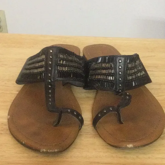 🌞 Cityclassified Black &amp; Silver shiny Beaded flip flop toe loop sandals 7