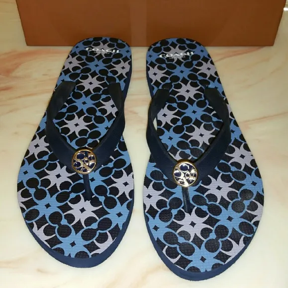 🆕 COACH Alessa Geometric Signature Flip Flops