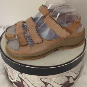 - Dansko leather Summer Sandals