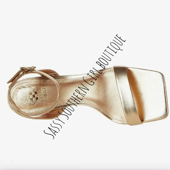🆕⭐ Vince Camuto Gold heel sandal