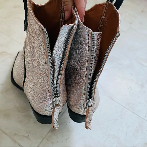 $298 Free People We The Free Wesley Western Silver Metallic Leather Ankle Boots