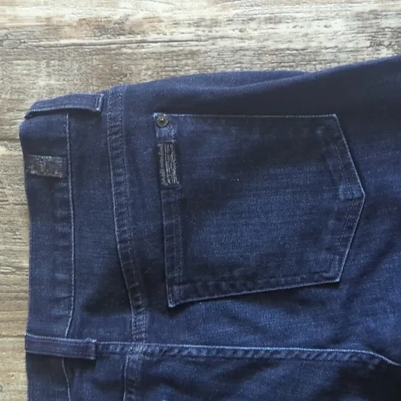 7FAMK Seven For All Mankind &quot;the Slim Trouser&quot; jeans flares sz 28x33.5L like new