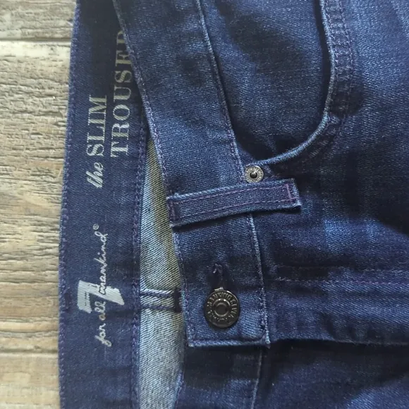 7FAMK Seven For All Mankind &quot;the Slim Trouser&quot; jeans flares sz 28x33.5L like new
