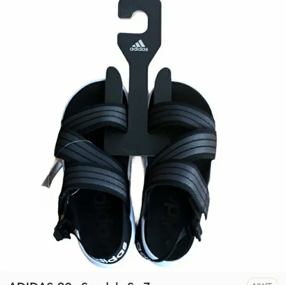 ADIDAS 90s Sandals Sz 7NWT!