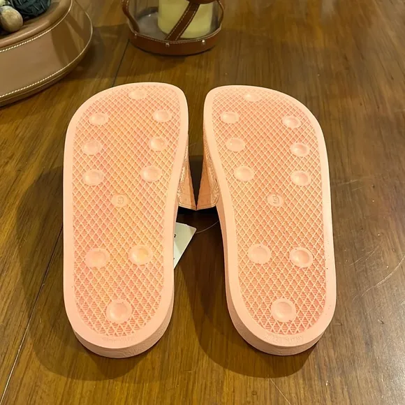 Adidas Adilette slides sandals shoes Hazel Coral flip flops Italy BA7538 Men’s 9