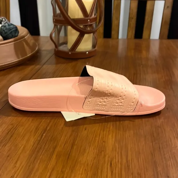 Adidas Adilette slides sandals shoes Hazel Coral flip flops Italy BA7538 Men’s 9