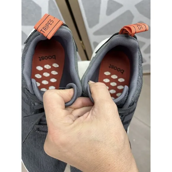 Adidas Nmd R2 Men Sneakers Sz 9.5 Gray Shoes