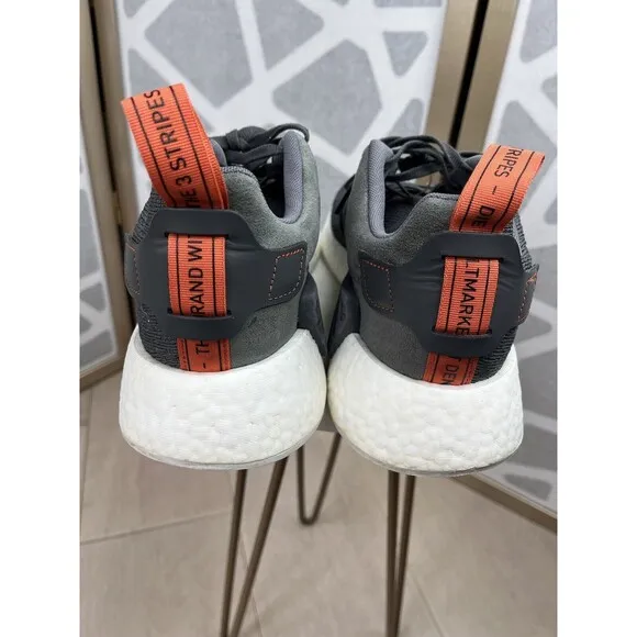 Adidas Nmd R2 Men Sneakers Sz 9.5 Gray Shoes