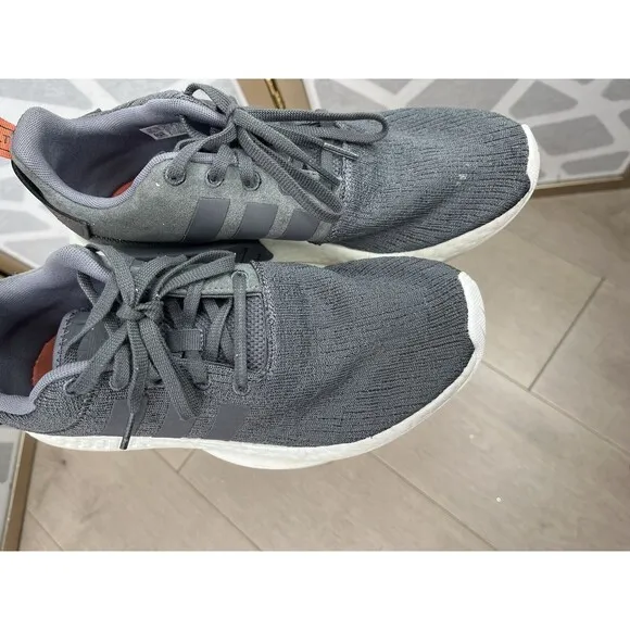 Adidas Nmd R2 Men Sneakers Sz 9.5 Gray Shoes