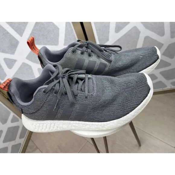 Adidas Nmd R2 Men Sneakers Sz 9.5 Gray Shoes