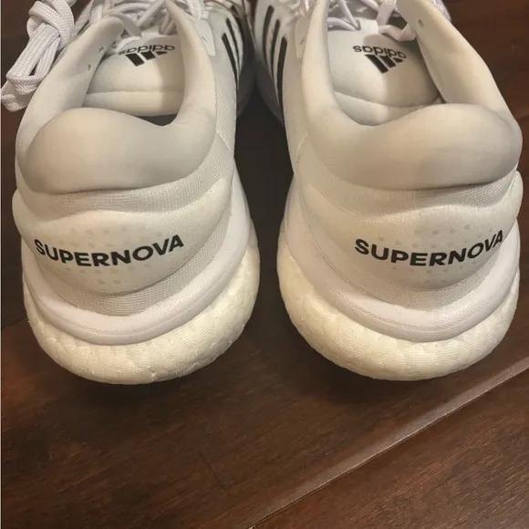 Adidas Supernova White and Black Running Shoes new size 11.5