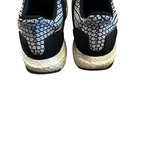 Adidas UltraBoost 5.0 DNA ‘Oreo’ G58431 Women’s Size 8 – Black/White