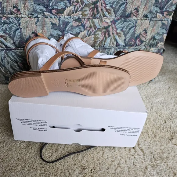 Aldo Spinella Women's Tan Faux Leather Strappy Flat Sandals Sz 6
