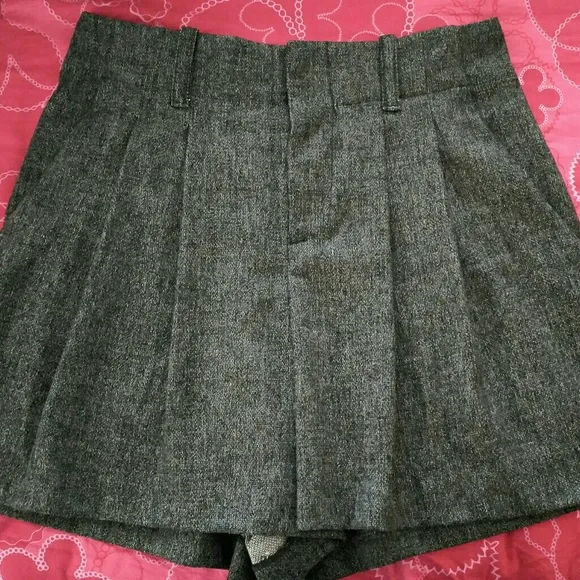 alice olivia pleated wool short