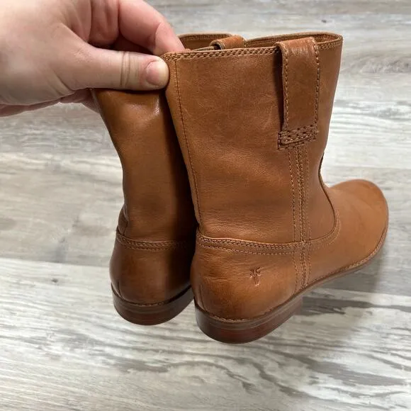 Anna Carson Short Pull-On Leather Boots Size 7.5M Tan Cognac