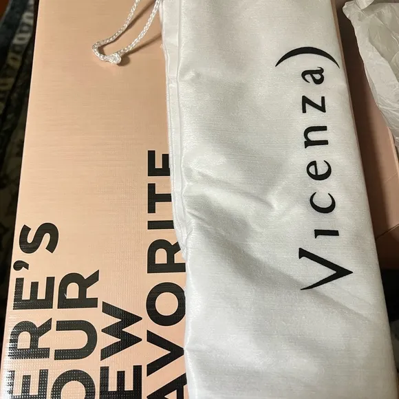 Anthropologie Vicenza Puffy Platform Flip-Flop Sandals