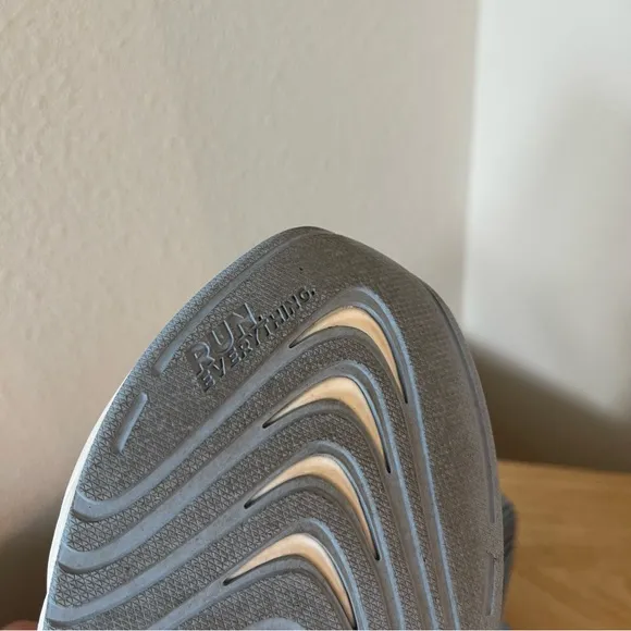 APL Athletic Propulsion Labs Streamline