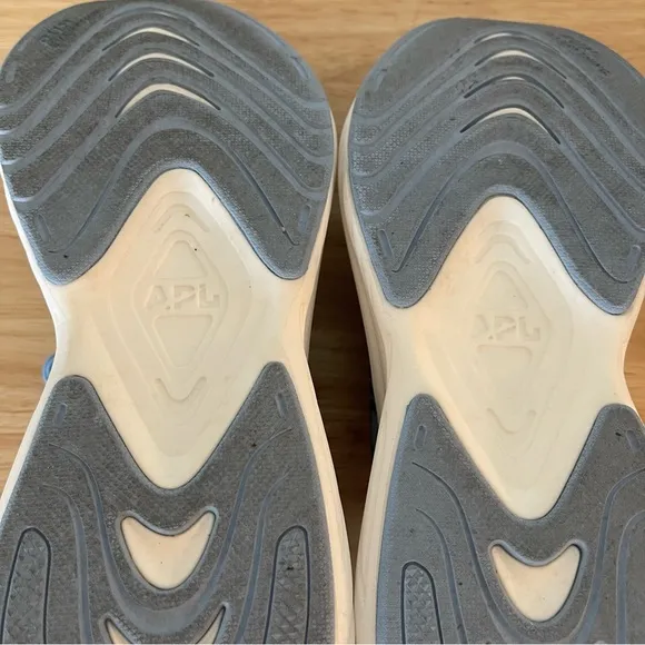 APL Athletic Propulsion Labs Streamline