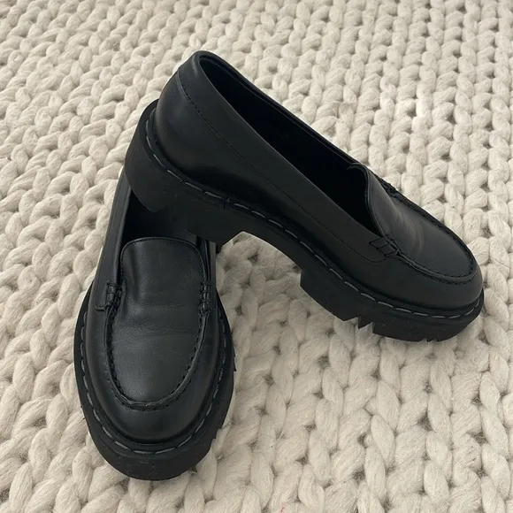 Aquatalia Hayley Water Resistant Platform Loafer Size 6