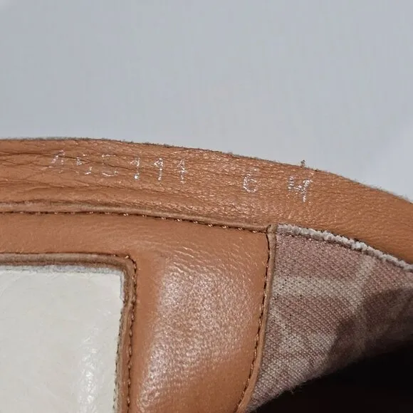 Aquatalia Laila Water Resistant Ankle Bootie Lug Sole Ivory White Leather 6