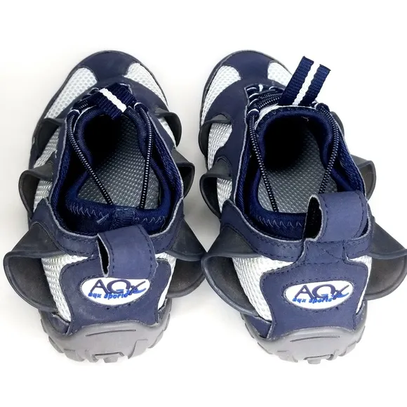 AQx 1001 Water Shoes Men's Size 8 Navy Blue