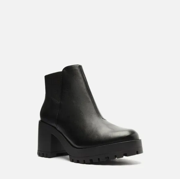 Arezzo Black Leather Block Heel Boots
