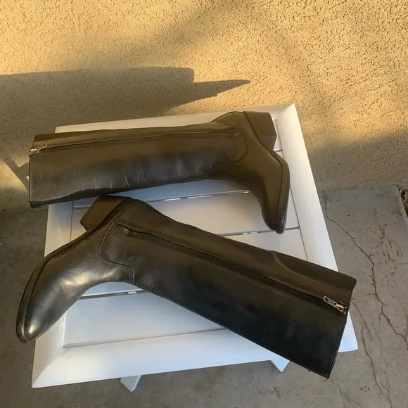 Ariat manmade tall black leather riding boots size 9.5B