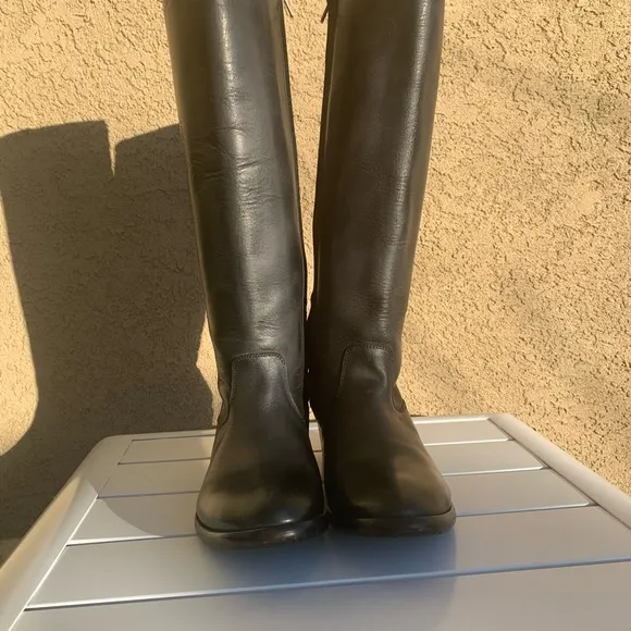 Ariat manmade tall black leather riding boots size 9.5B