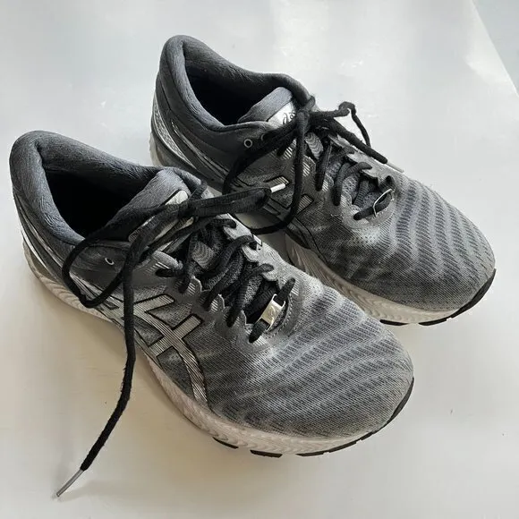 Asics GEL-Nimbus 22 Platinum Men Running Shoes Carrier Grey Size 9‎ Athletic