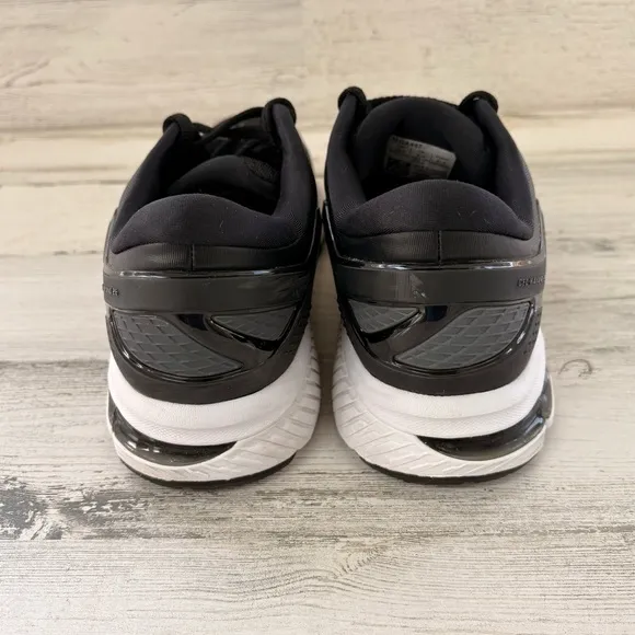 Asics Women’s Size 9.5 Gel-Kayano 26 Lace Up Running Shoes In Black