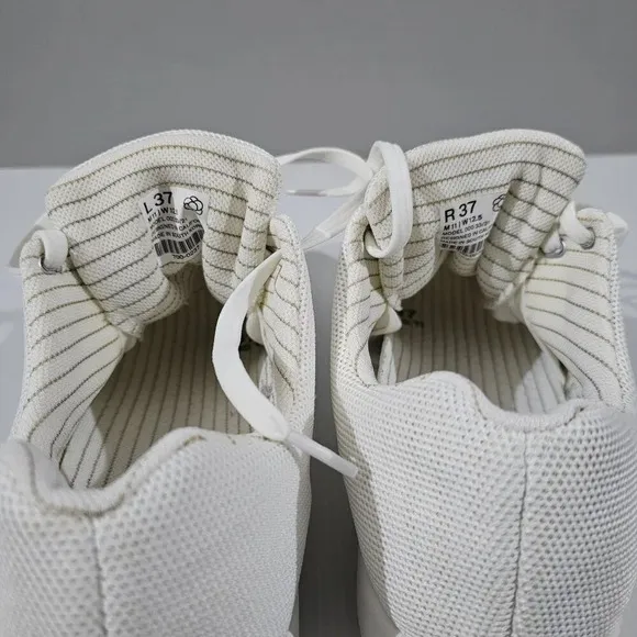 Atoms Model OOO Sneaker Lightweight Mens Shoe White Knit Size 11
