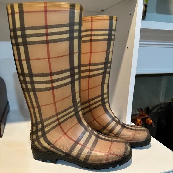 Auth BURBERRY House Plaid Tall Rain Boots, Size 38 EU/USA 7.5