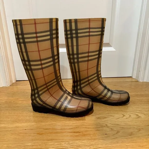 Auth BURBERRY House Plaid Tall Rain Boots, Size 38 EU/USA 7.5