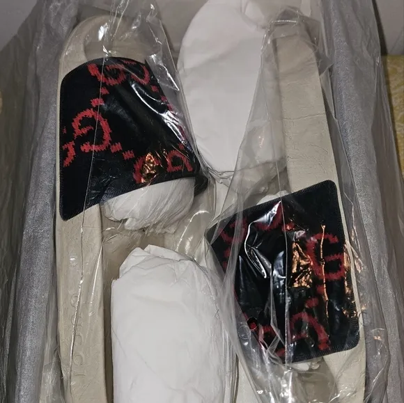Authentic Gucci Women's Black and Red Slide Sandals