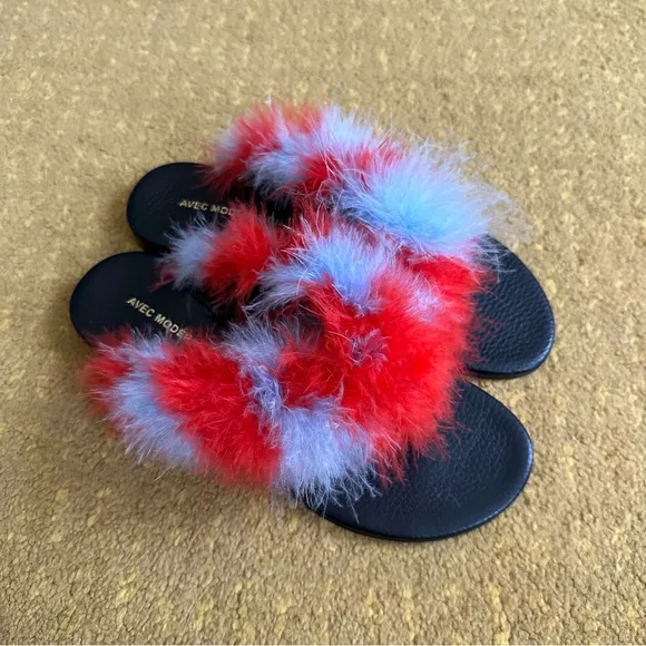 AVEC MODÉRATION Feather Flip Flop Sandals 37