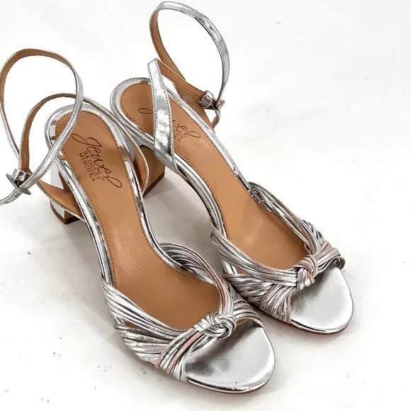 Badgley Mischka Christen Metallic Knot Heels 7.5 Silver Leather NWOT Sandals
