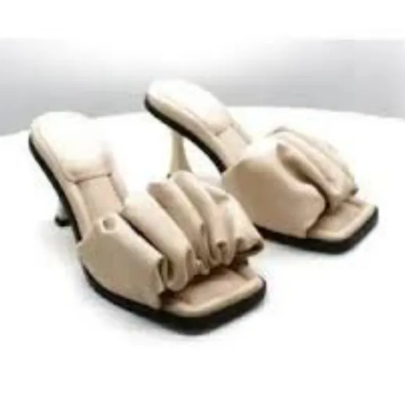 Beach Sand Heel Sandals Dress Leather Ruffle Sandal NWT Astonishly Beautiful Tan