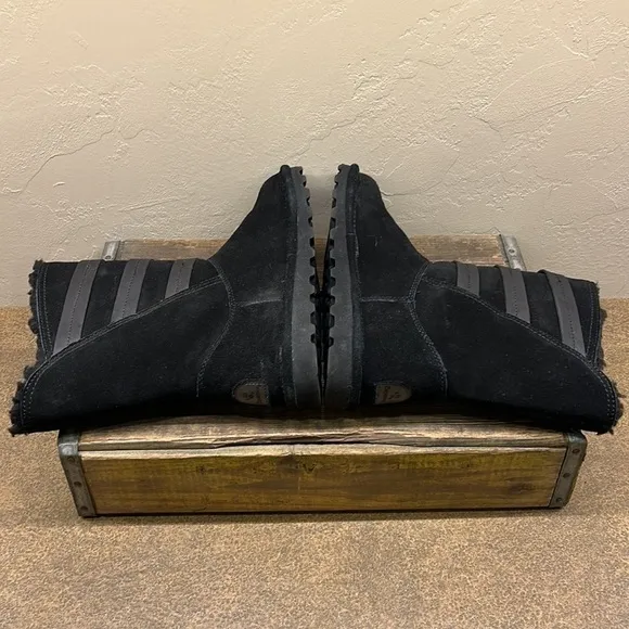BearPaw Luna Black Short Boots Women’s Size 9 - NEW