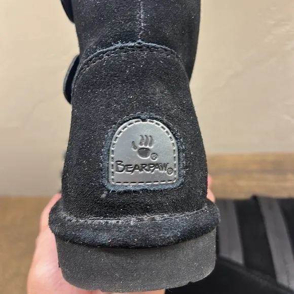 BearPaw Luna Black Short Boots Women’s Size 9 - NEW