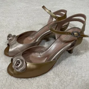 BeautiFeel Leather Rosette Sandal Heels Comfort Shoe Gold Rhinestone Metallic 10