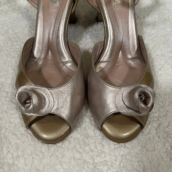 BeautiFeel Leather Rosette Sandal Heels Comfort Shoe Gold Rhinestone Metallic 10