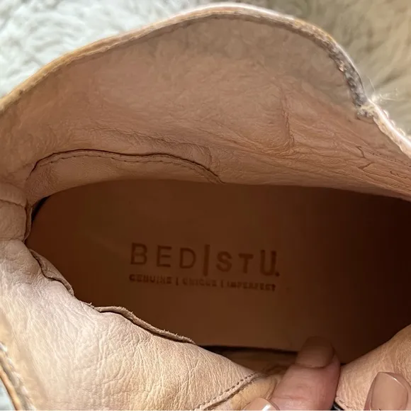 BedStu Isla Tan Rustic White Ankle Boots size 8
