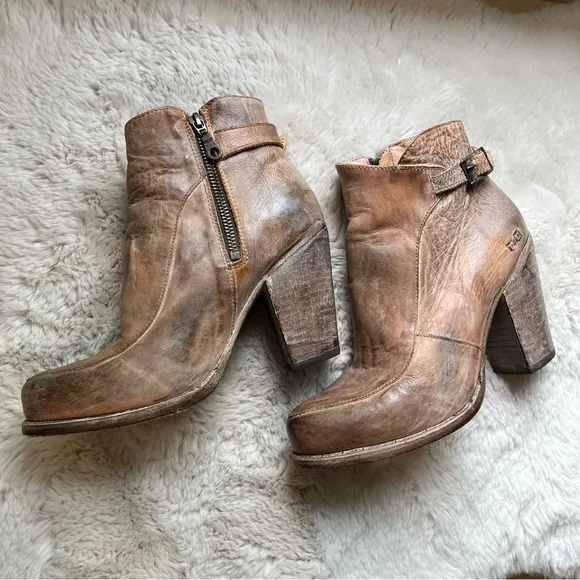BedStu Isla Tan Rustic White Ankle Boots size 8