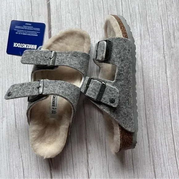 BIRKENSTOCK Arizona Rivet Girls Sandals