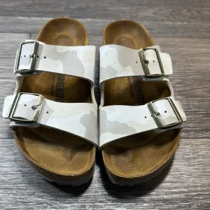 Birkenstock Camouflage Buckle Sandals size 38 (b71)