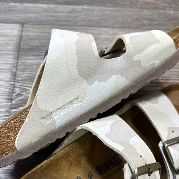 Birkenstock Camouflage Buckle Sandals size 38 (b71)