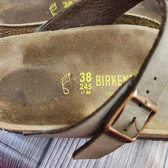 Birkenstock Women's Gizeh Tan Slip-on  Snadals Summer Sz 7