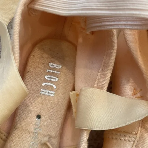 Bloch Grace Pointe Shoes 5 XX