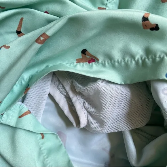 BOARDIES MINT GREEN YOGA PATTERN SWIM TRUNKS WITH POCKETS AND LINING SIZE M