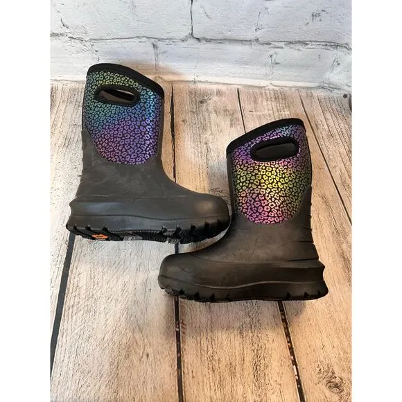 BOGS Girl’s Neo Classic Rainbow Leopard Pull-On Boots / Size: 13